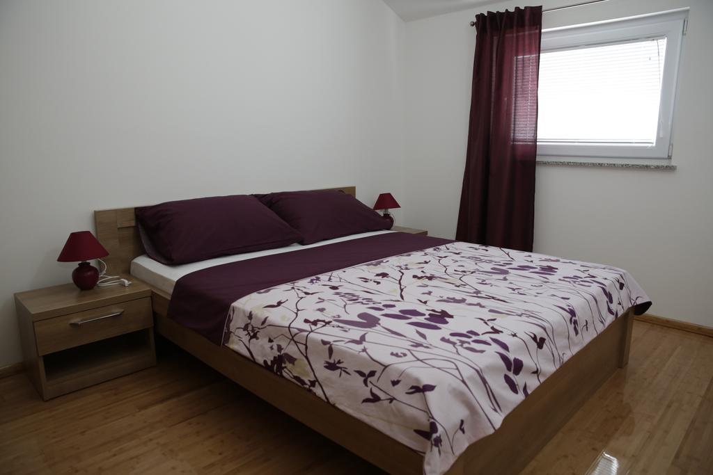 Apartments Resman Vodice Oda fotoğraf