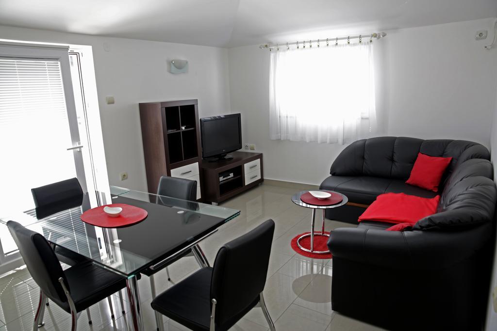 Apartments Resman Vodice Oda fotoğraf